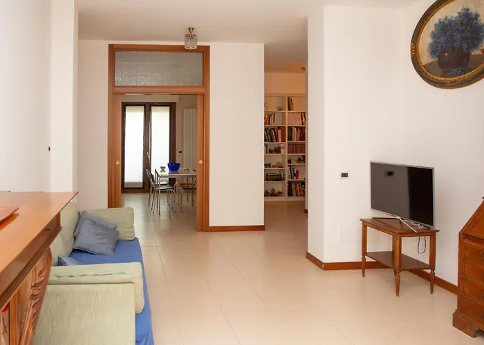 Di Ale Elegant House