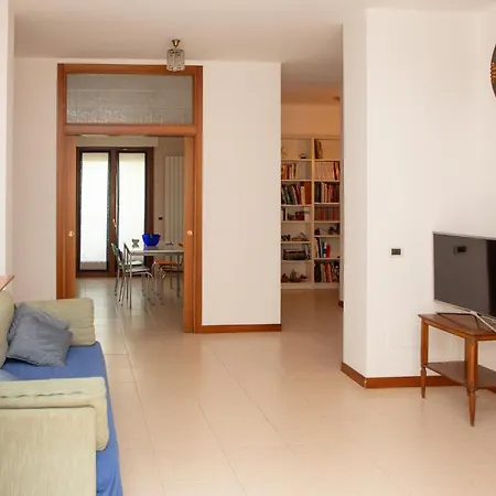 Di Ale Elegant House